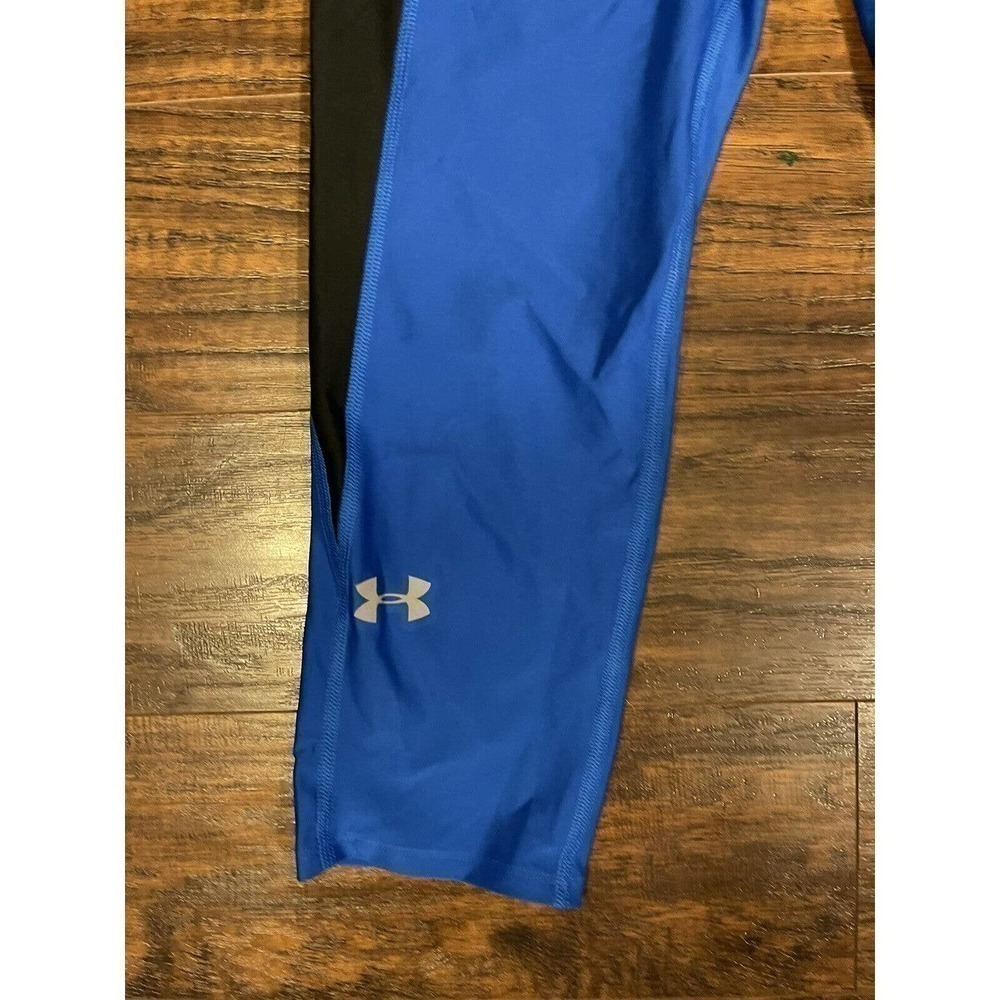 Under Armour Youth Heat Gear, Fitted Crop Leggings, Lg, Blue and Black - Picture 2 of 5
